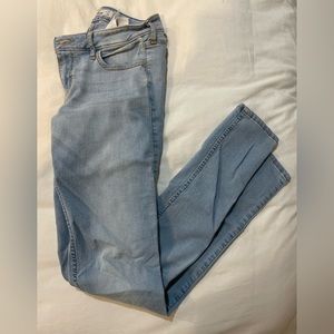 Hollister light wash skinny jeans